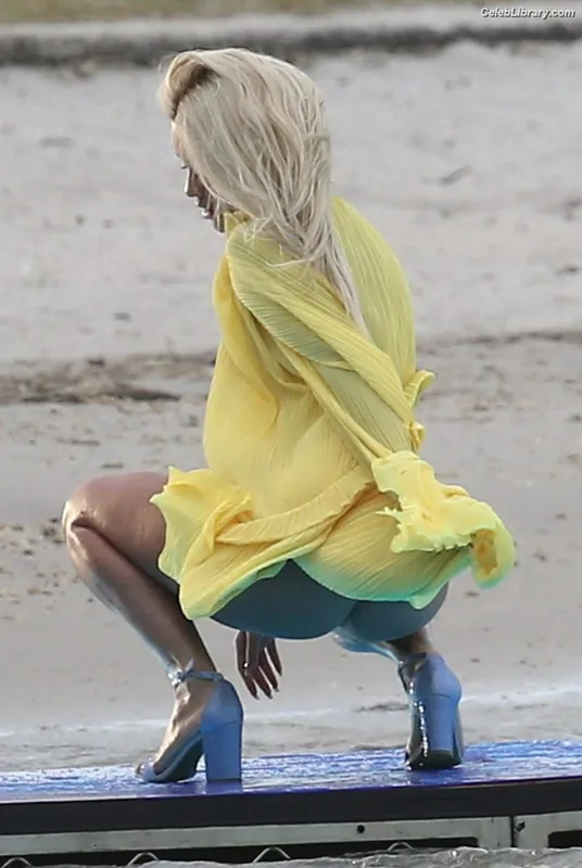 Rita Ora photo 22 of 1446