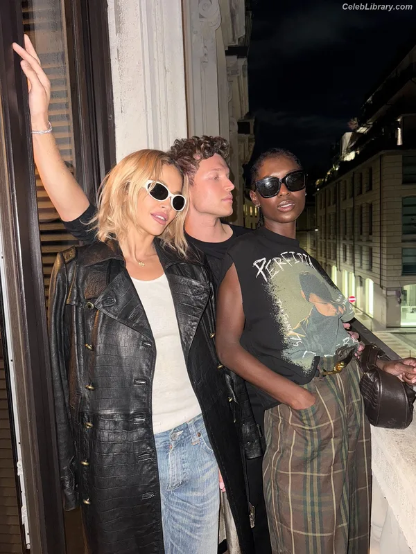 Rita Ora photo 19 of 1446