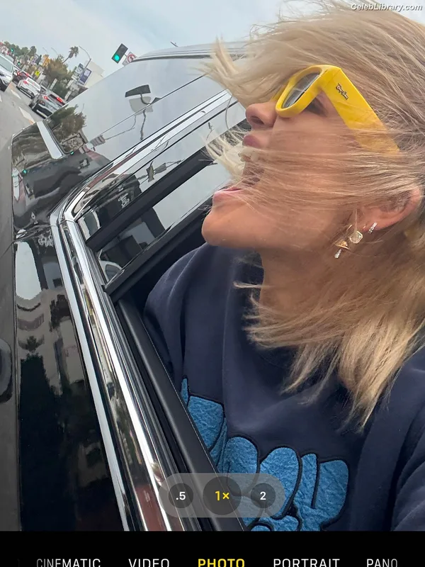 Rita Ora photo 23 of 1446