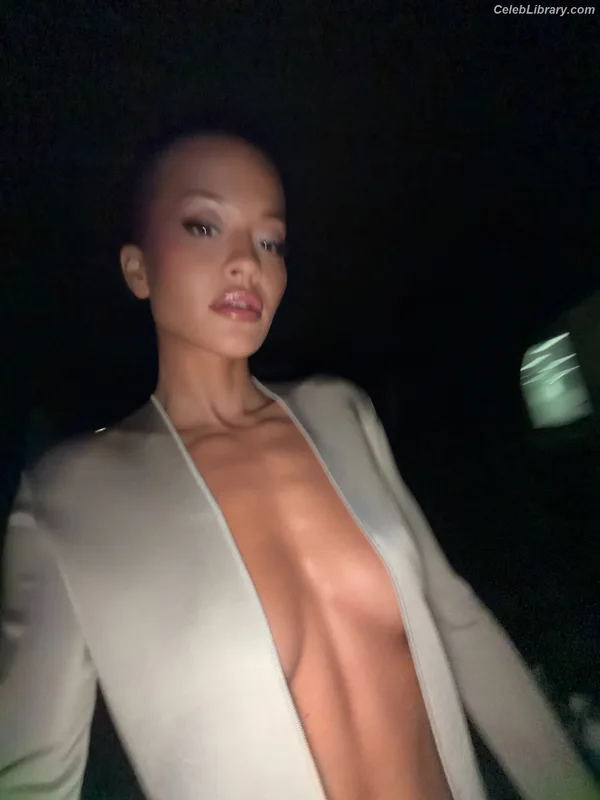 Rita Ora photo 20 of 1446