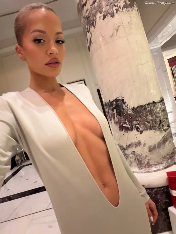 Rita Ora photo 4 of 1446