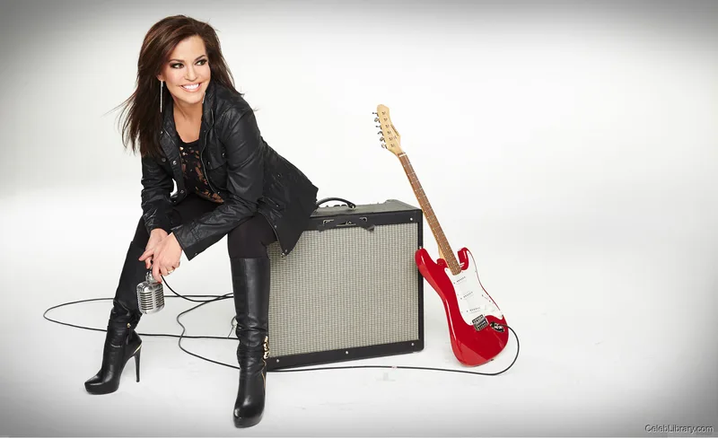 Robin Meade photo 13 of 40