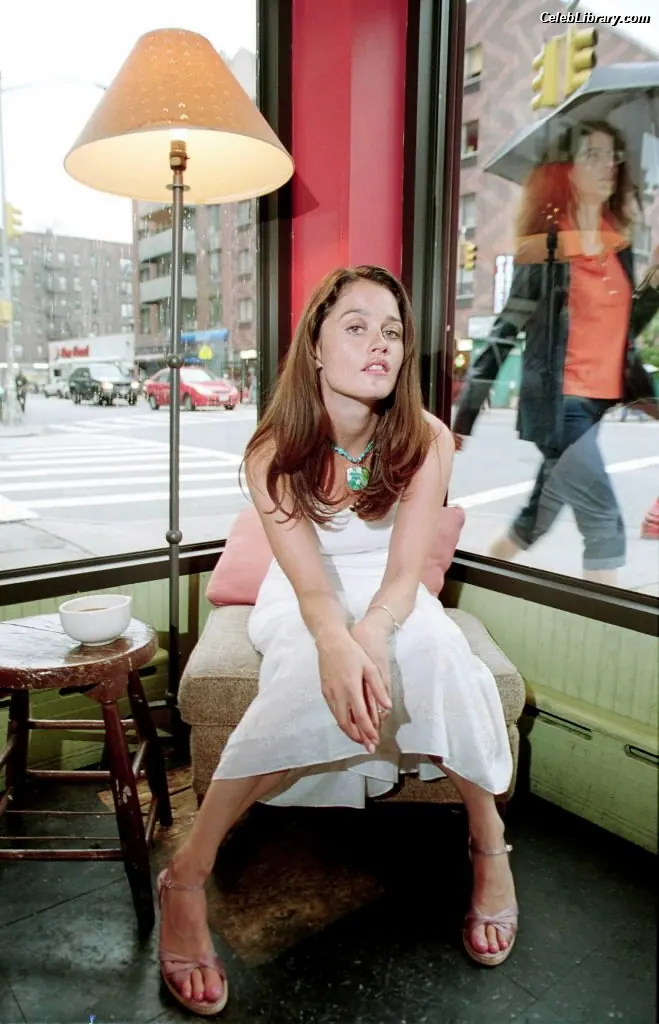 Robin Tunney photo 20 of 224