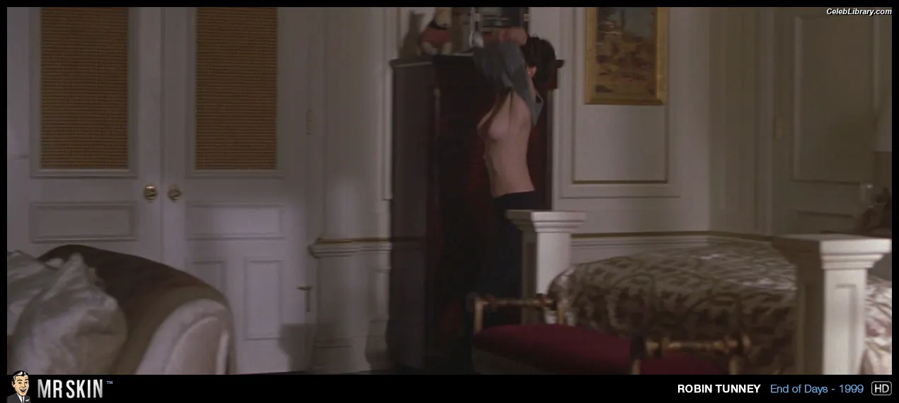 Robin Tunney photo 15 of 224