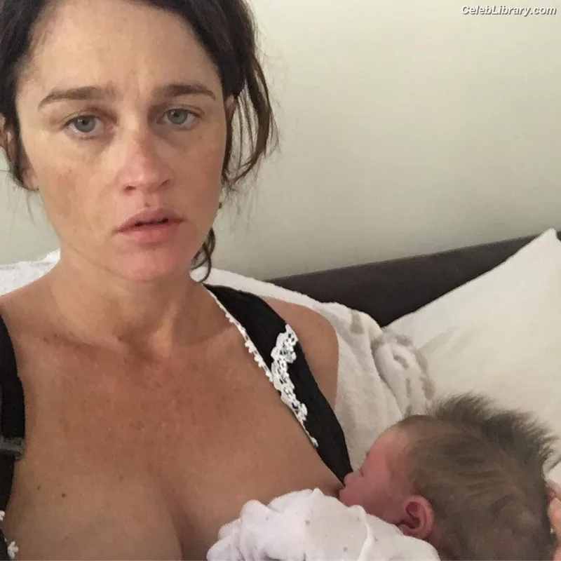 Robin Tunney photo 24 of 225