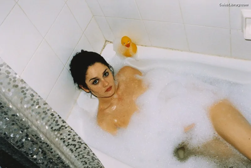 Robin Tunney photo 12 of 225