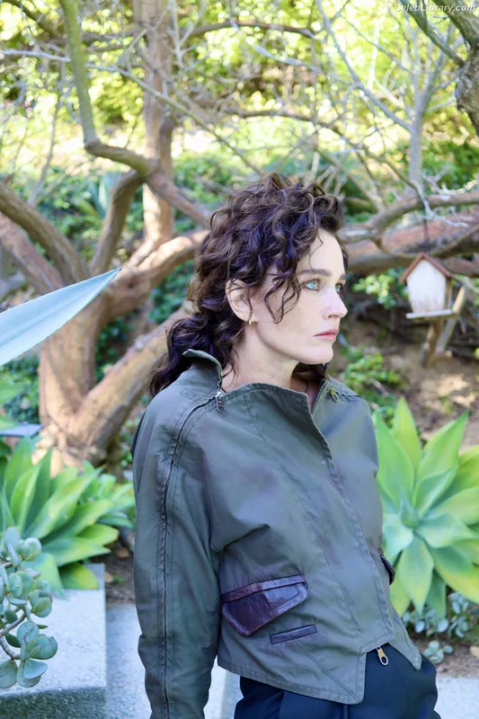 Robin Tunney photo 18 of 225