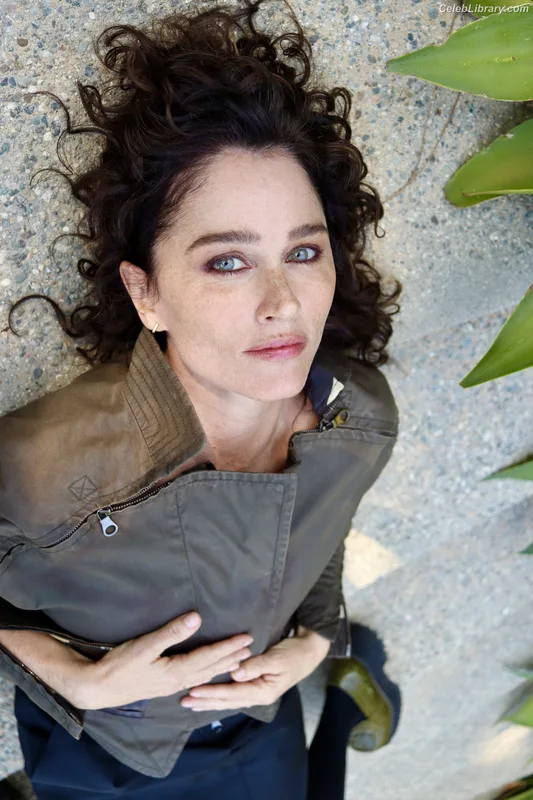 Robin Tunney photo 21 of 225