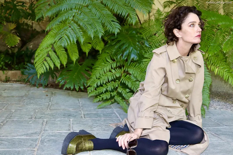 Robin Tunney photo 2 of 225