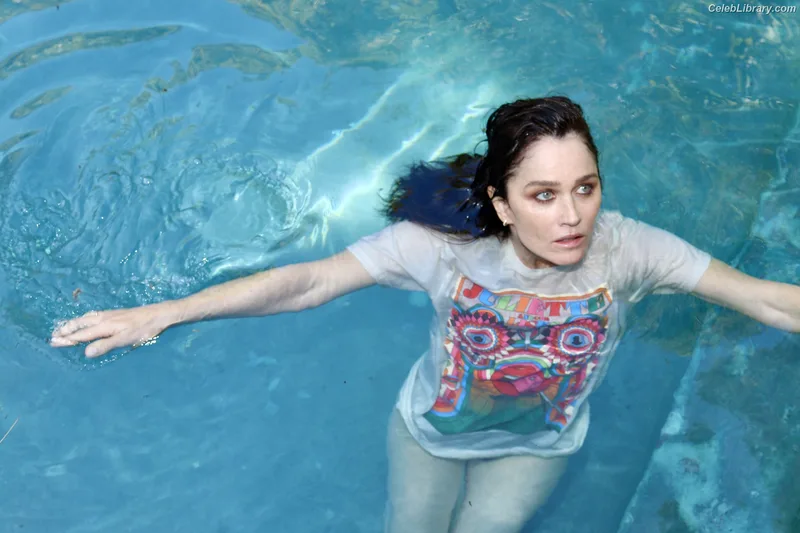Robin Tunney photo 5 of 225