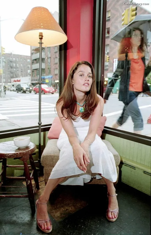 Robin Tunney photo 20 of 225