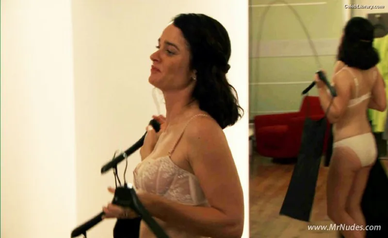 Robin Tunney photo 20 of 225