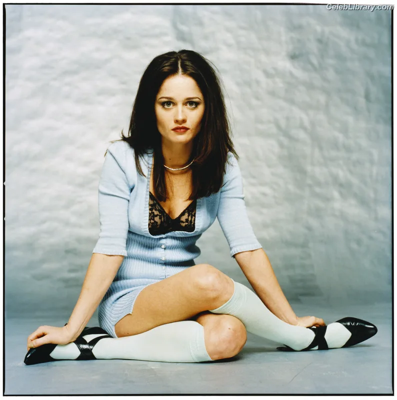 Robin Tunney photo 14 of 225