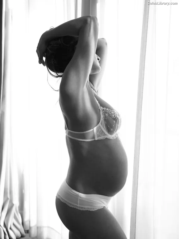 Rona-Lee Shimon photo 6 of 116