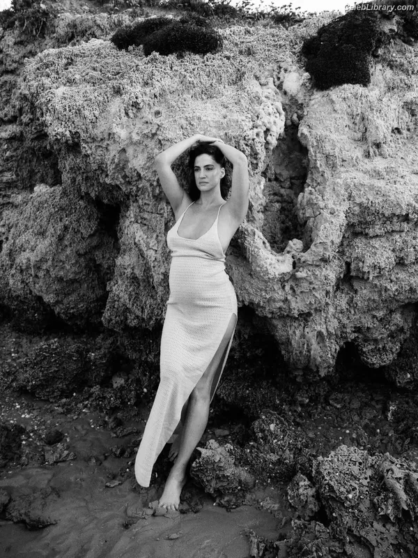 Rona-Lee Shimon photo 9 of 116