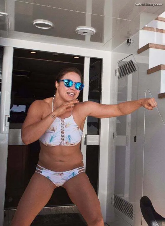 Ronda Rousey photo 12 of 60