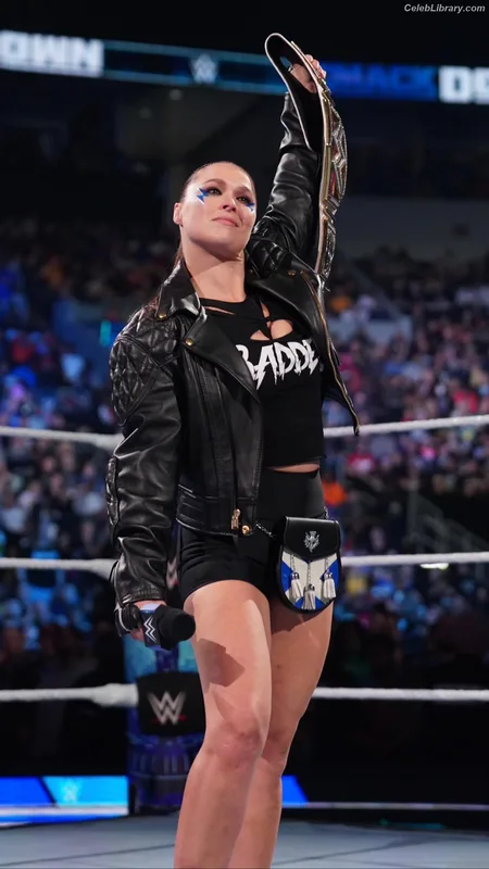 Ronda Rousey photo 17 of 60
