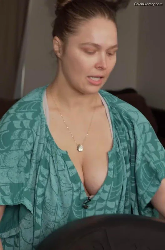 Ronda Rousey photo 23 of 60