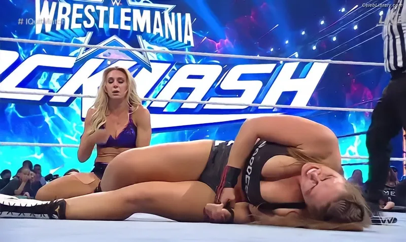 Ronda Rousey photo 18 of 60