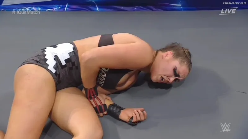 Ronda Rousey photo 10 of 60