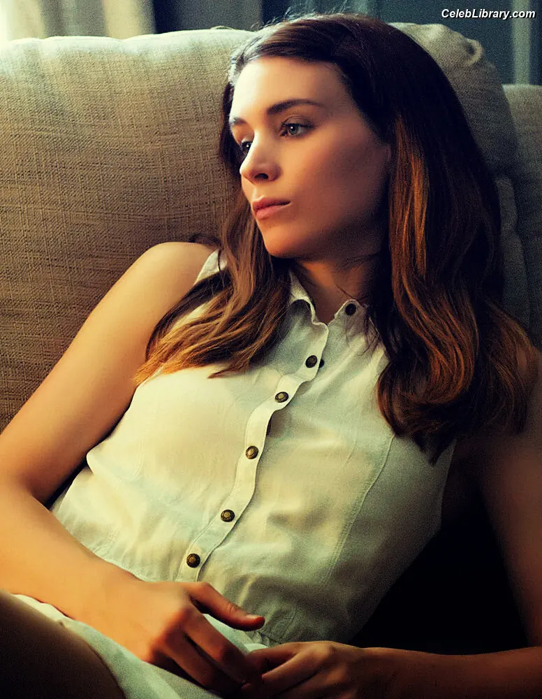Rooney Mara photo 4 of 165