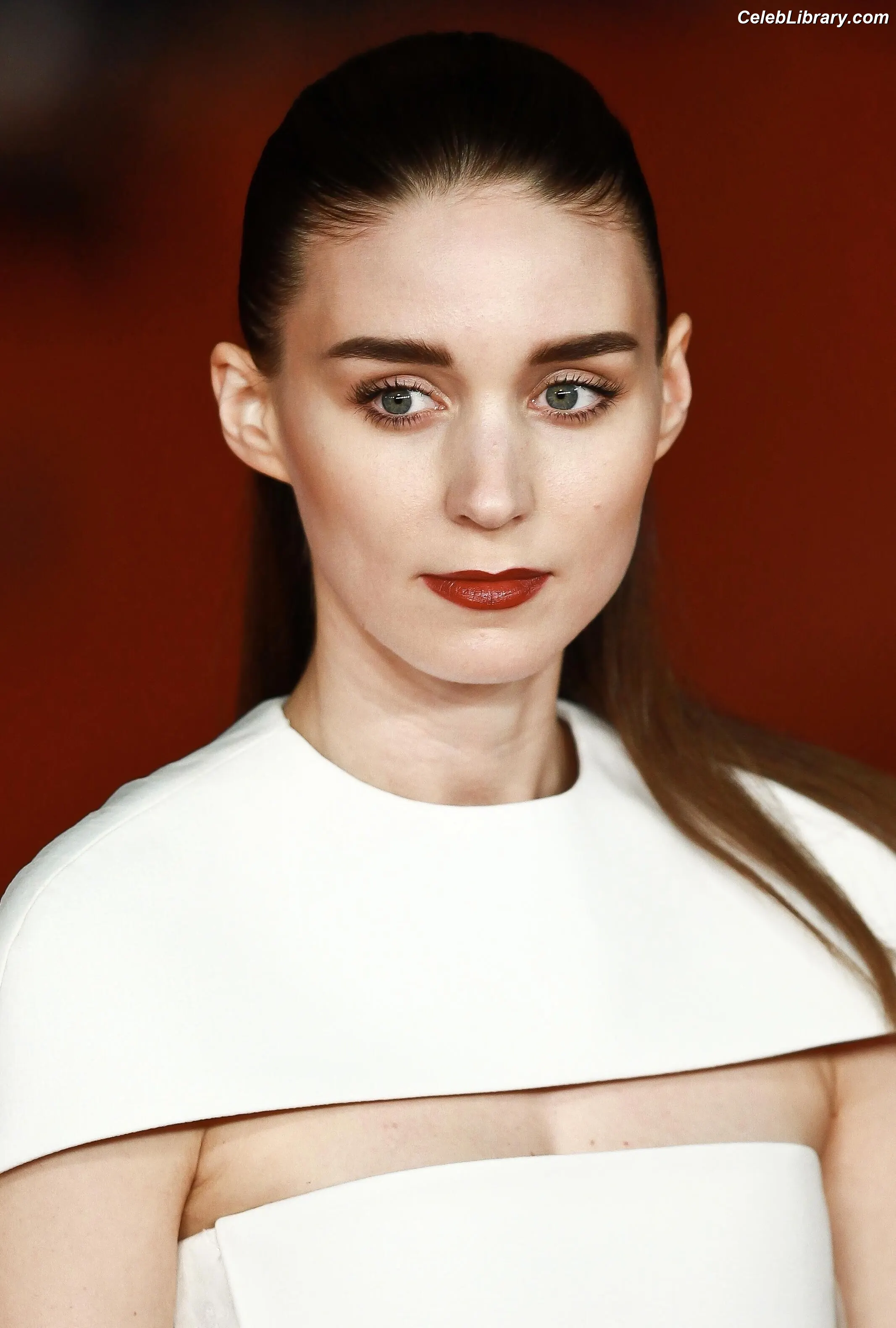 Rooney Mara photo 7 of 165