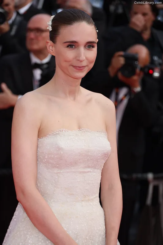 Rooney Mara photo 5 of 162