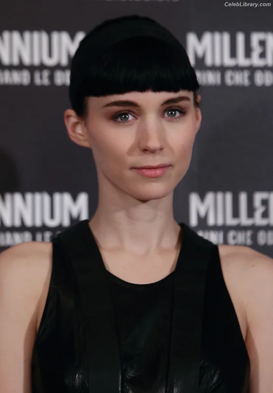 Rooney Mara photo 17 of 162