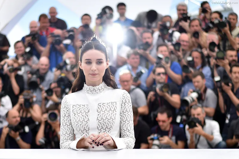 Rooney Mara photo 2 of 162