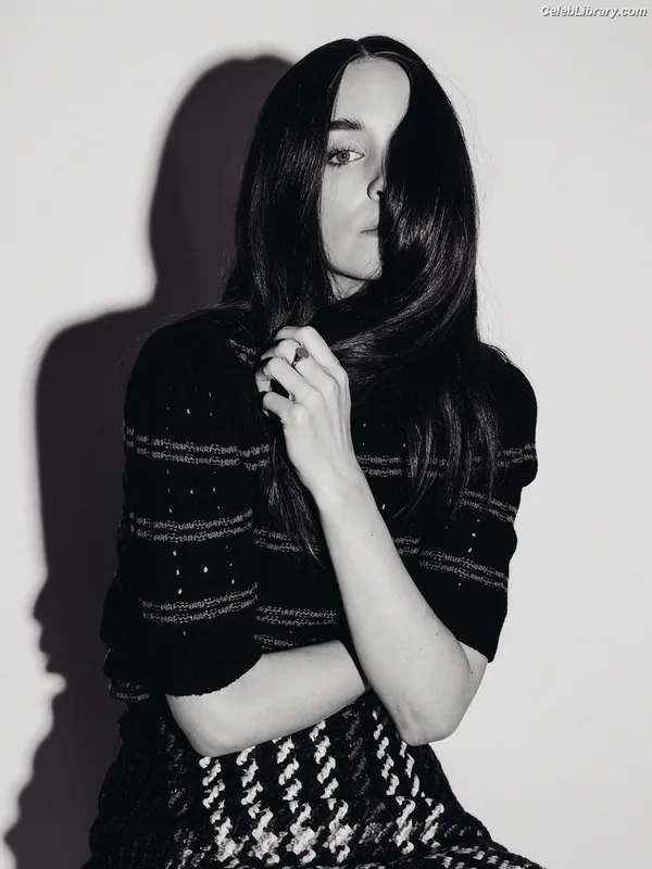 Rooney Mara photo 4 of 162
