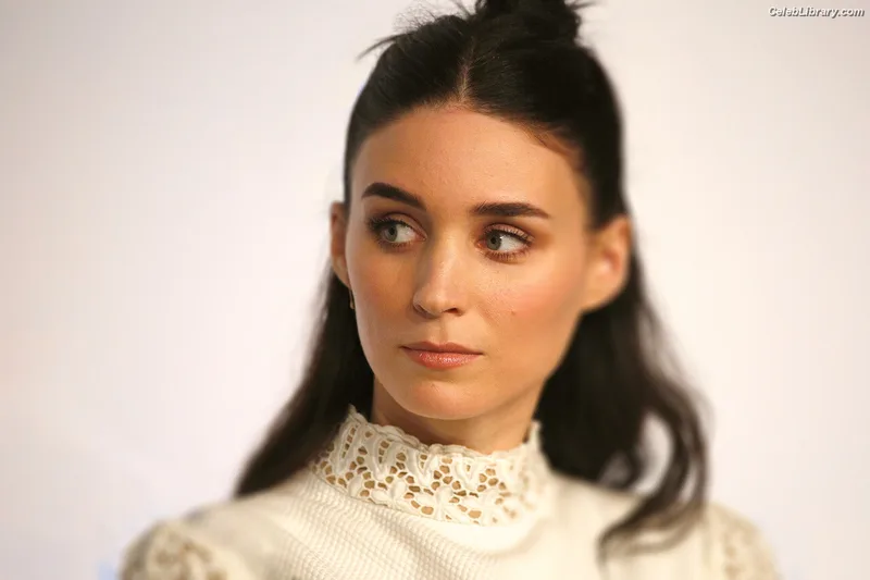 Rooney Mara photo 1 of 162
