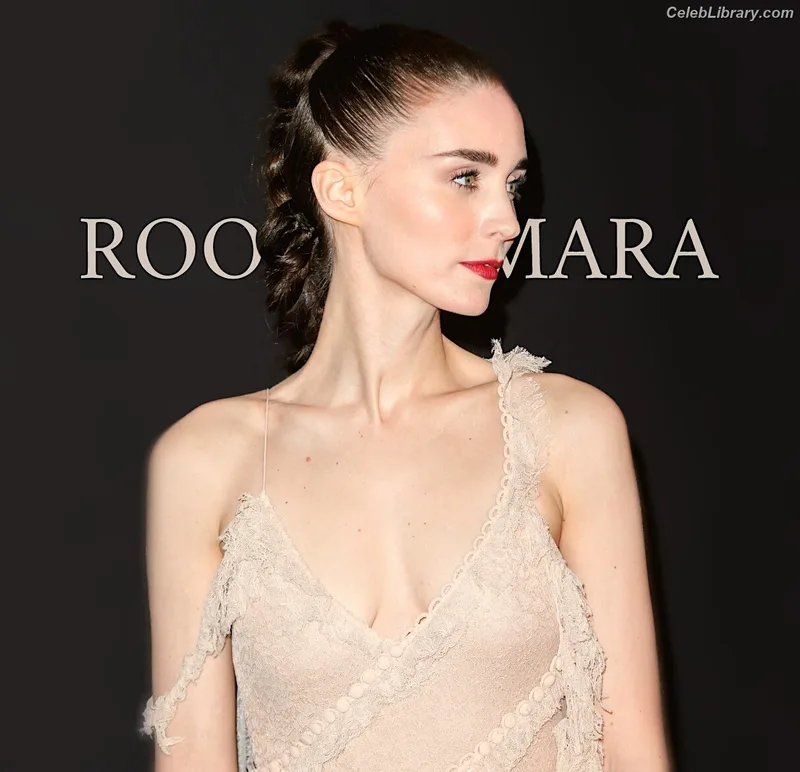Rooney Mara photo 2 of 162