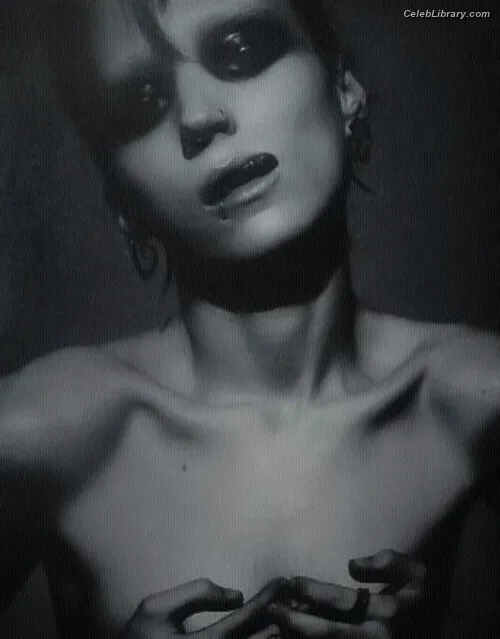 Rooney Mara photo 13 of 162