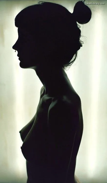 Rooney Mara photo 16 of 162