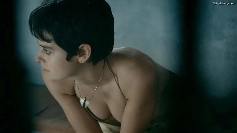 Rosabell Laurenti Sellers photo 1 of 8