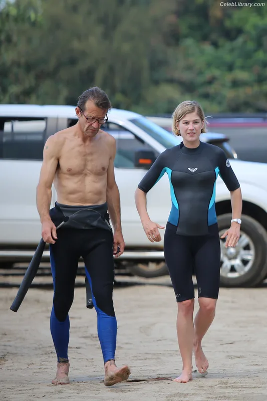 Rosamund Pike photo 15 of 177