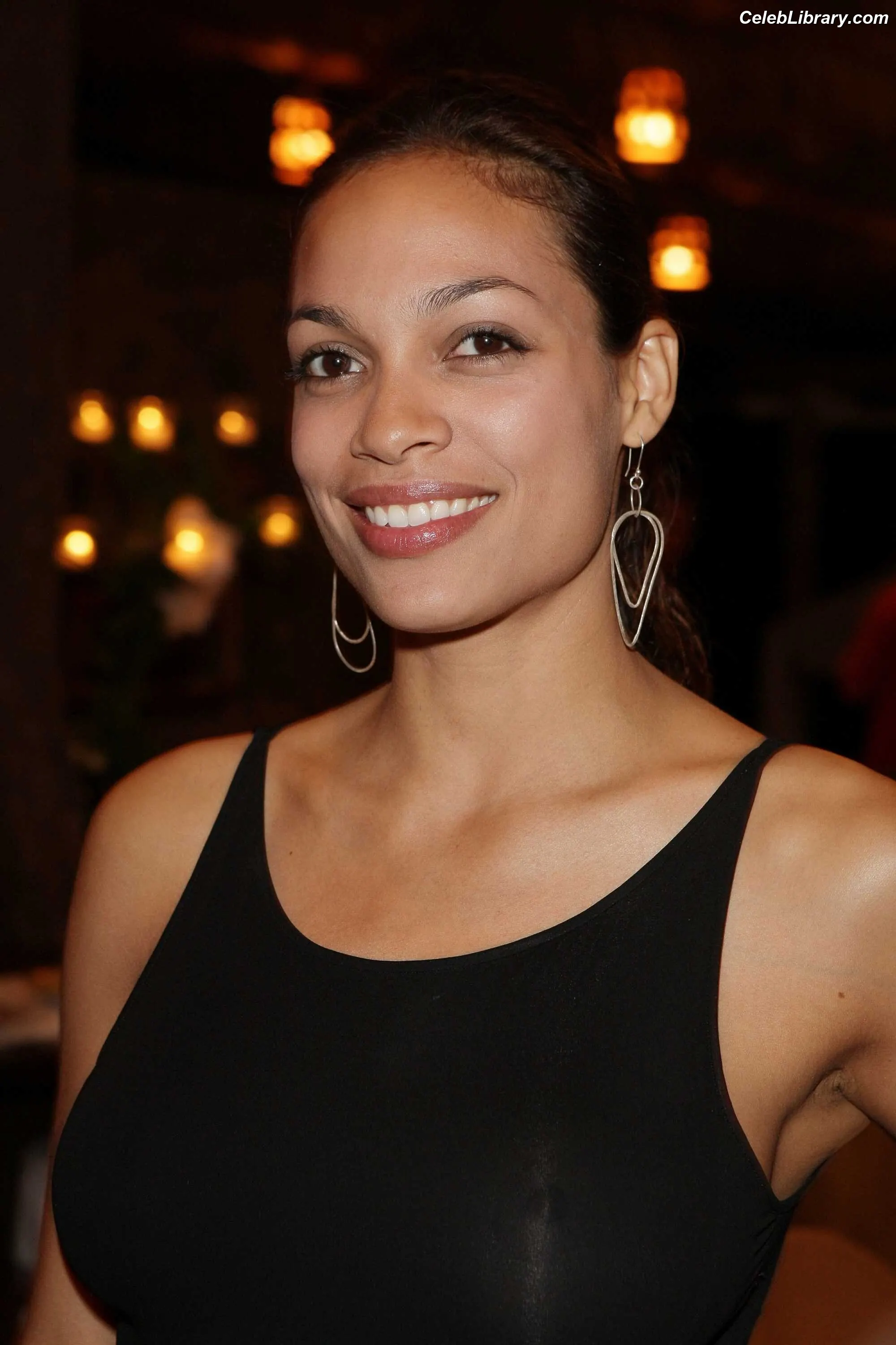 Rosario Dawson photo 11 of 134