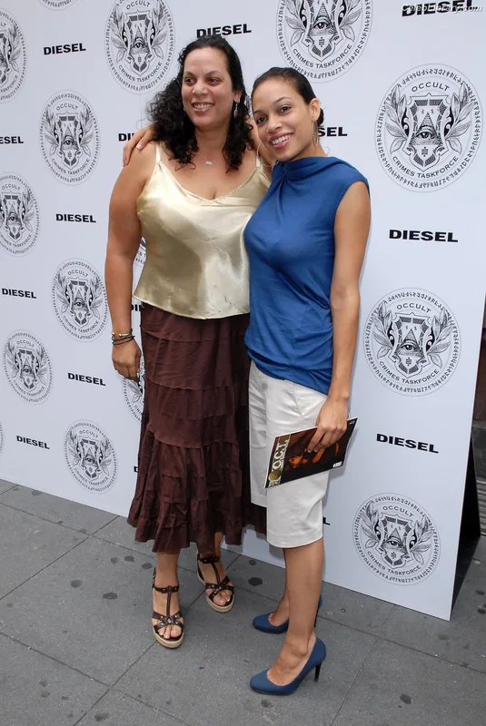 Rosario Dawson photo 14 of 133