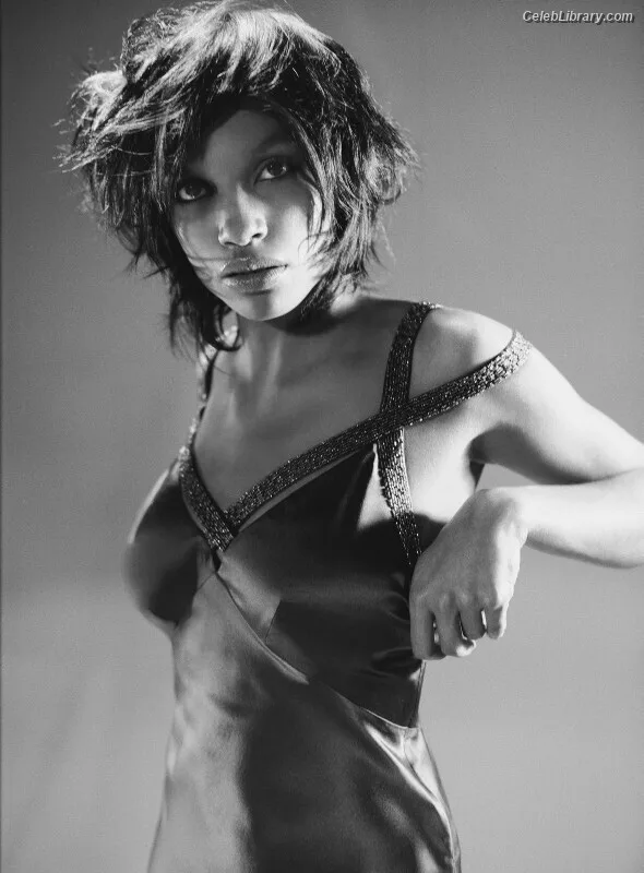 Rosario Dawson photo 4 of 133