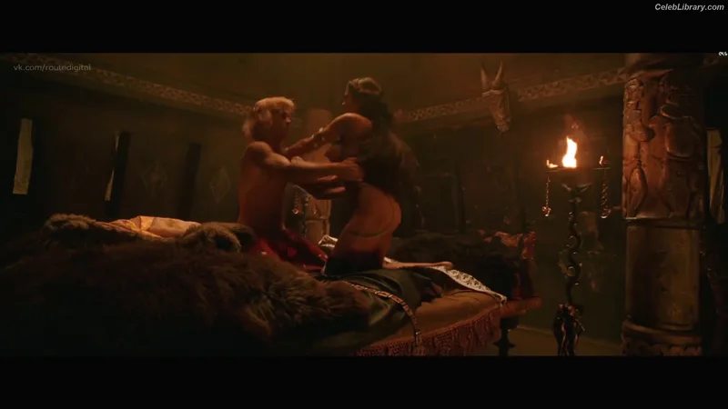 Rosario Dawson photo 11 of 133