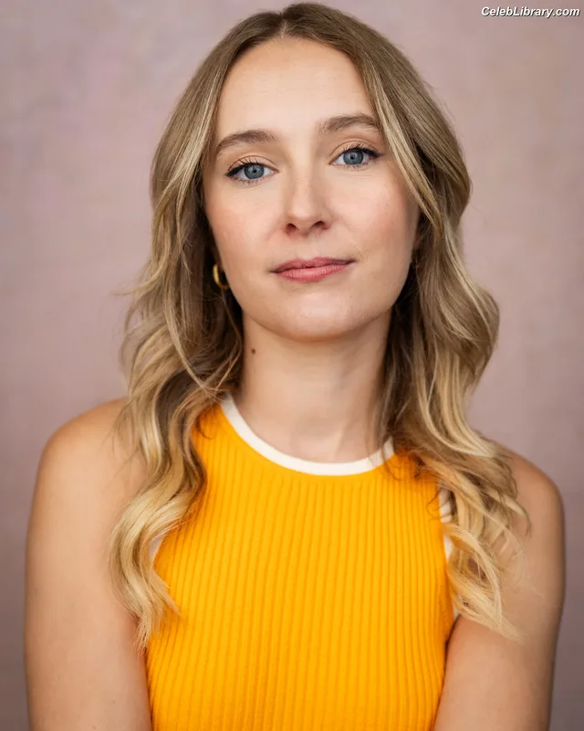 Rose Ayling-Ellis photo 10 of 58
