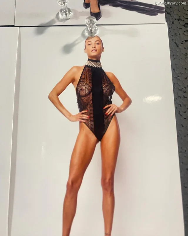 Rose Bertram photo 24 of 152