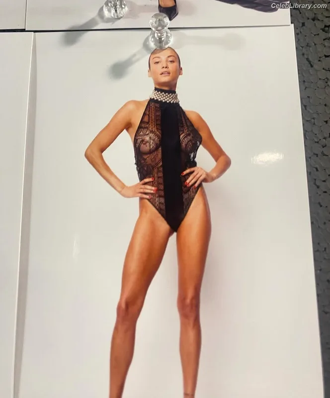 Rose Bertram photo 23 of 152