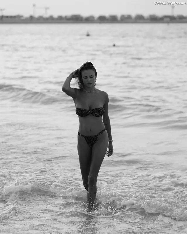 Rose Bertram photo 12 of 152