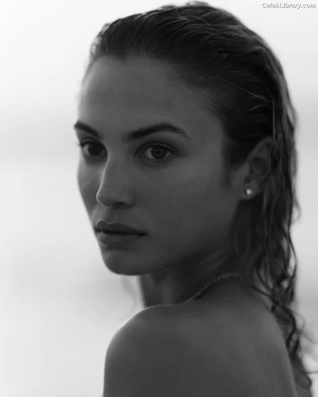 Rose Bertram photo 16 of 152