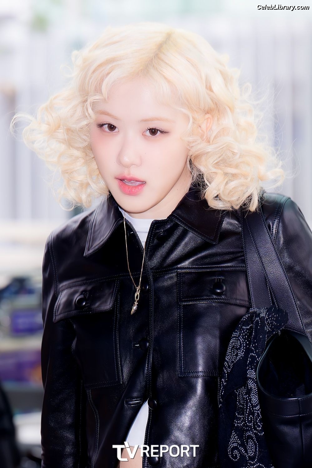 Rosé (BLACKPINK) photo 24 of 4338