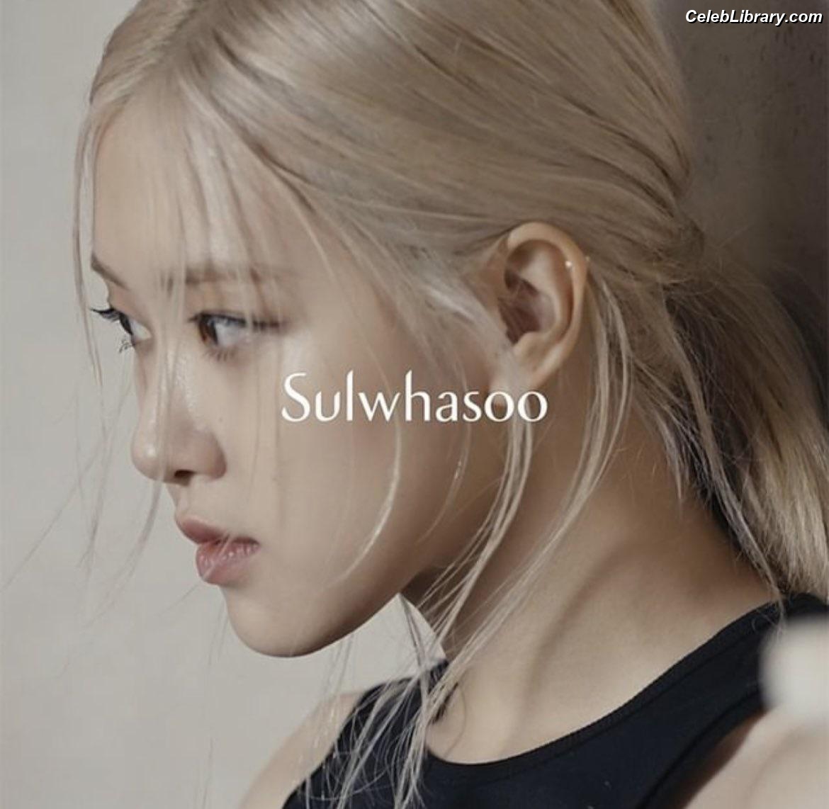 Rosé (BLACKPINK) photo 21 of 4338