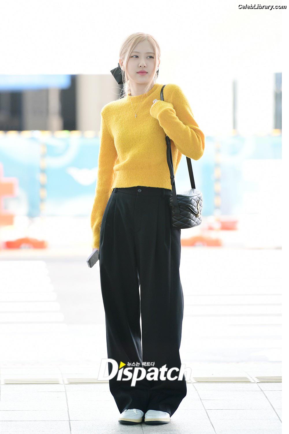 Rosé (BLACKPINK) photo 5 of 4338