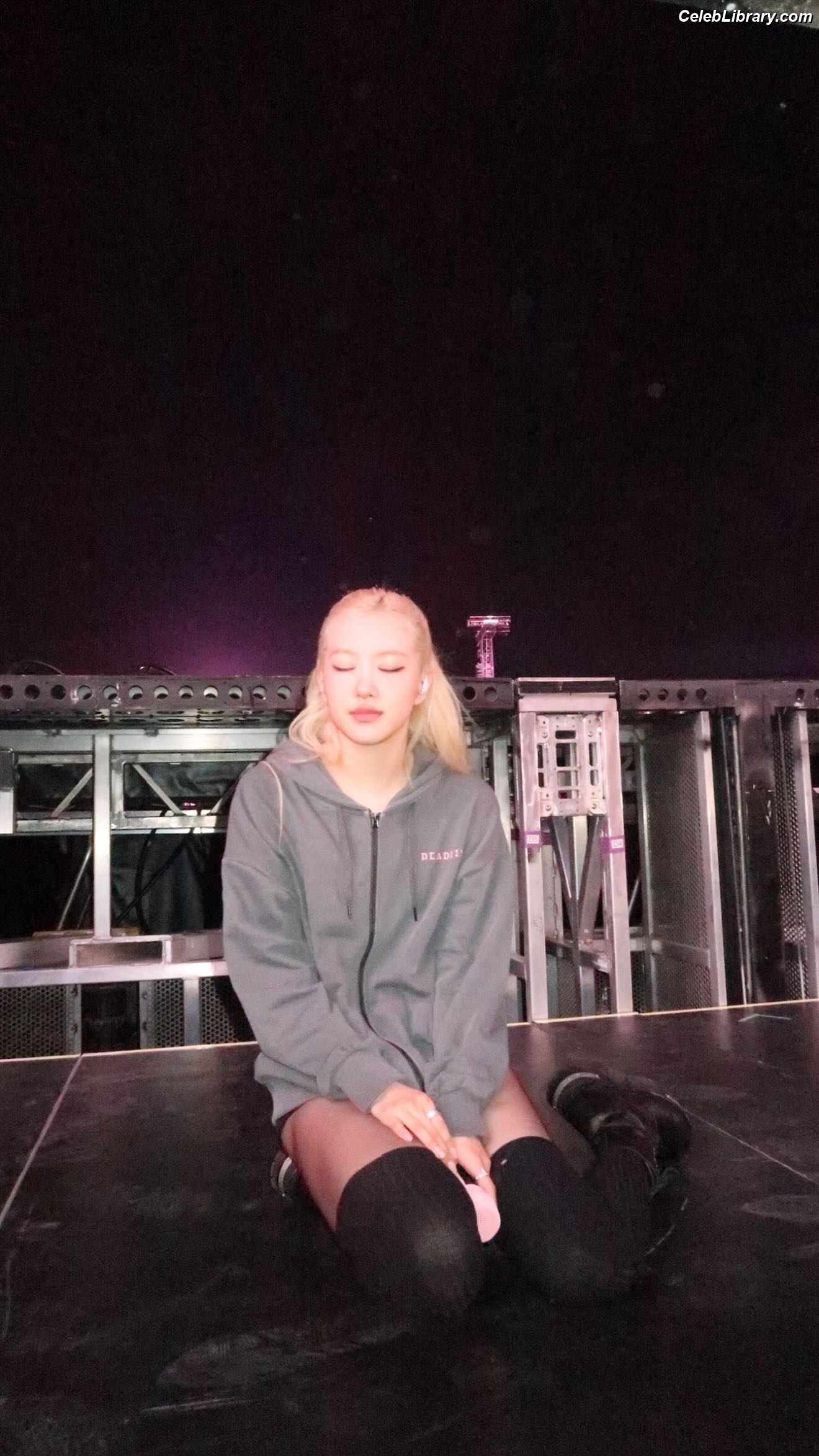 Rosé (BLACKPINK) photo 6 of 4338