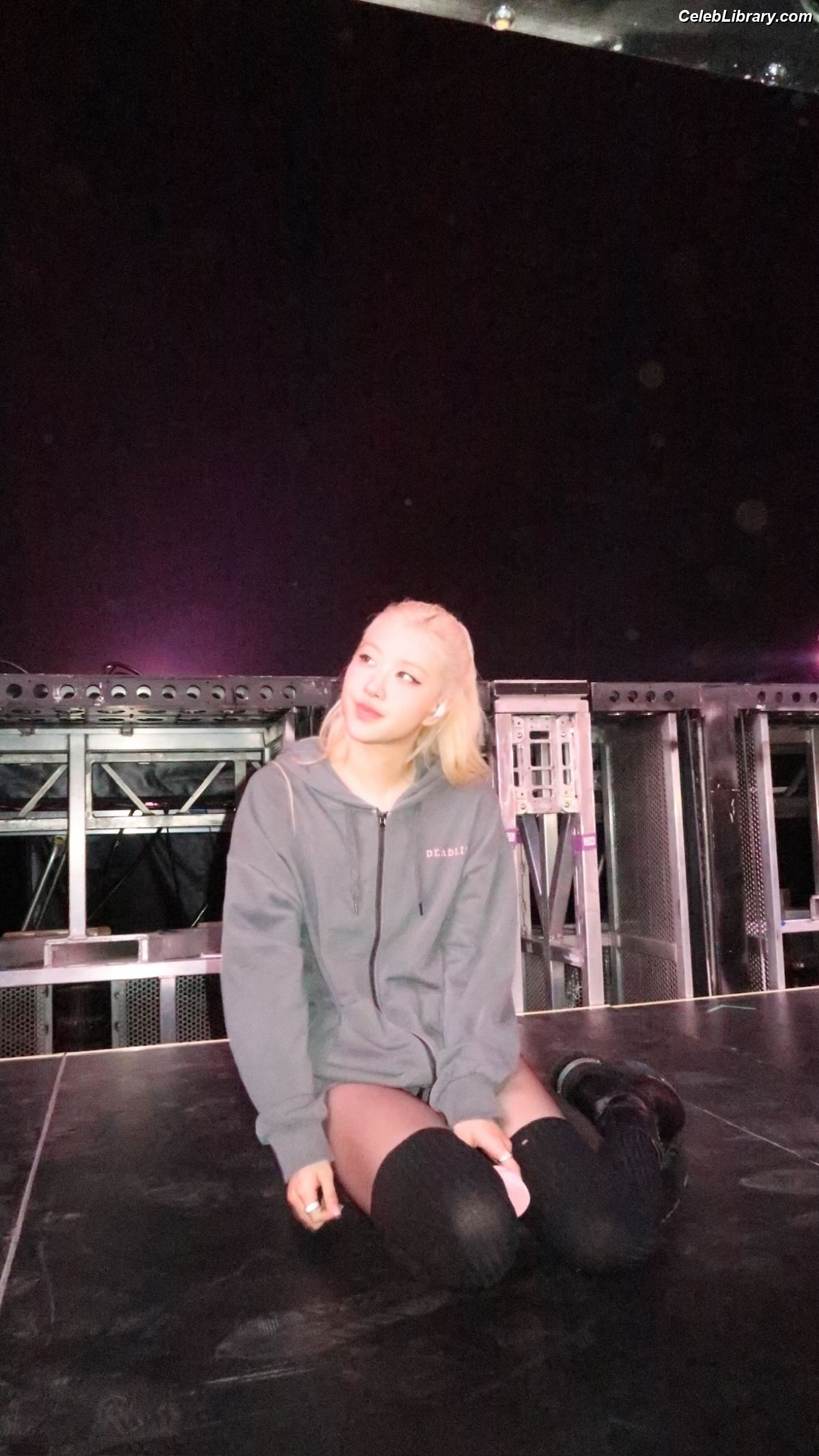 Rosé (BLACKPINK) photo 7 of 4338